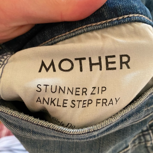 Mother • NWOT Stunner Zip Ankle Step Frayed Hem - Picture 3 of 5